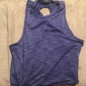 Lululemon workout top